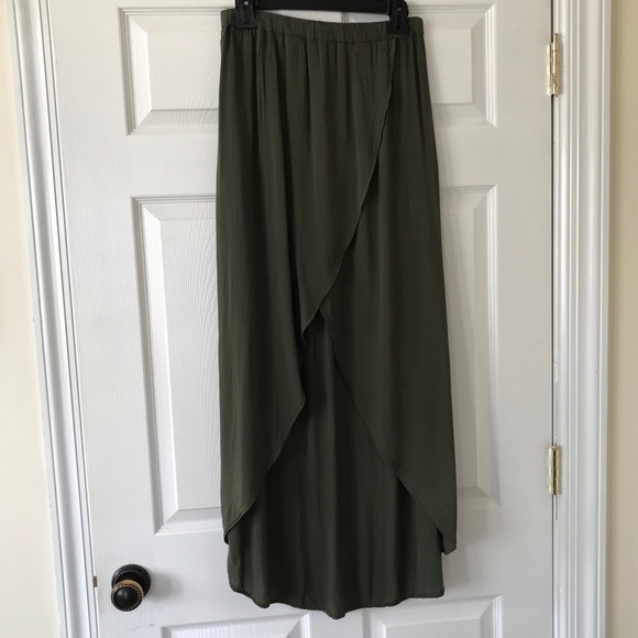 Chelsea Sky green high-low skirt - Picture 2 of 3